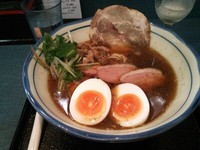 「にほんいち醤油そば＋麦酒」@麺巧 潮の写真