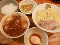 「ランチセットB（辛辛つけ麺＋ジロベジ）＋ぷるぷる温泉たまご」@濃菜麺 井の庄の写真