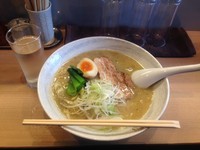 「黒とんこつ　￥８００」@麺館 SHIMOMURAの写真