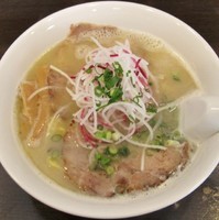 「白醤油らーめん」@麺屋ふくじゅの写真