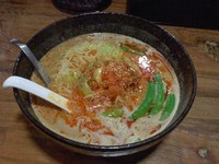 「坦々麺、大盛り」@横濱家 鶴川店の写真