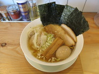 「白醬油らーめん（小）＋特製４点盛り：690円＋350円」@らーめん みき屋の写真