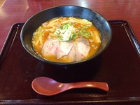 「辛みそラーメン(少なめ) 550円」@八味一心の写真
