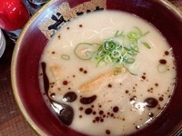 「香味豚骨らーめん（マー油入）」@博多ちょうてん 博多本店の写真