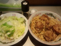 「汁なしタンタン麺鶏唐ボンバー　大盛（3辛、追い飯）」@DEBU SOBA REPUBLIC 北部市場店の写真