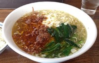 「激辛マーボ麺＋半ライス(850円＋100円)」@ぶんぶん亭の写真