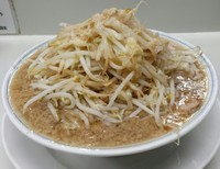 「ラーメン650円(ニンニク野菜アブラ多め味濃いめ)」@ラーメン大 我孫子店の写真