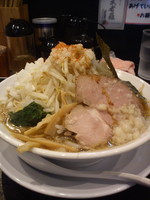 「背脂煮干しラーメン」@背脂煮干中華そば 心やの写真