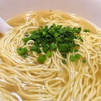 「ブリ節とアサリの塩そば（限定）750円」@おおぜき中華そば店の写真