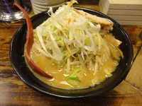 「味噌(790円)+大盛(120)」@麺処 花田 上野店の写真