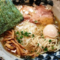 「【限定】龍介煮干（塩）＋味玉」@特級鶏蕎麦 龍介の写真