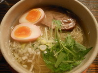 「塩そば＋海老煮玉子」@秋刀魚中華そば 生粋の写真