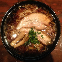 「ラーメン680円＋麺おおもり120円」@古式ラーメン 鶴亀の写真