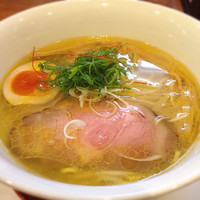 「塩らぁ麺」@麺や維新の写真