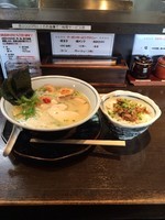 「特製熟成塩ラーメン＆ランチDセット」@らーめん しおの風 INさいたまの写真