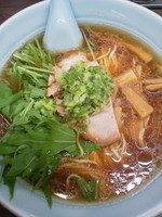 「しょうゆラーメン￥６５０（入り、硬め）」@熊王の写真