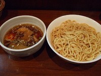「醤油つけ麵　700円　中盛　あつもり」@麺家 彩華 池上店の写真