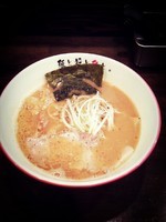 「鶏白湯醤油らーめん　７５０円」@麺屋彩々 なんば店の写真