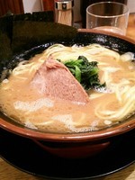 「ラーメン650円」@濃厚豚骨醤油ラーメン 太龍軒 恵比寿本店の写真