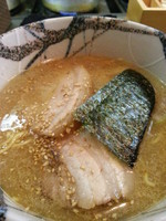 「しょうゆラーメン」@風来居 新宿店の写真