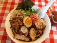 「まぜそば ( 大 )」@らー麺Chopの写真