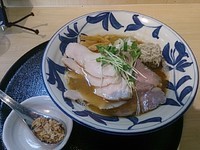 「《限定》濃厚煮干らうめん＋二種のチャーシュー」@つけ麺 たけもとの写真