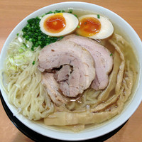 「半熟煮たまごラーメン(塩) ７５０円」@麺処 絢の写真