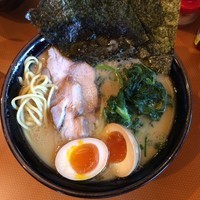 「味玉ラーメン￥750円」@横浜家系ラーメン 剛力家の写真
