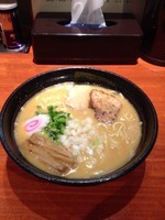 「濃厚中華そば 大盛  730円＋100円」@中華そば 輝羅の写真