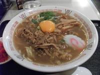 「中華そば（卵黄入り）」@徳島中華そば 中にしの写真