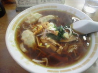 「ギョーザラーメン 520円」@美うら食堂の写真