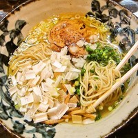 「【限定】煮干蕎麦（塩）　750円」@特級鶏蕎麦 龍介の写真