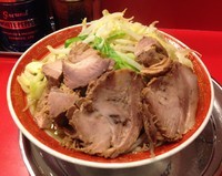 「小ラーメン豚入り・野菜多め・ニンニク少なめ（￥750）」@ラーメンタロー 大森の陣の写真