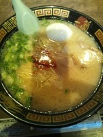 「ラーメン(半熟塩ゆで玉子トッピング)」@一蘭 岐阜店の写真