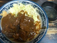 「牛たんらーめん（ぶっかけ・温・ニンニク） ￥900」@らーめんしょっぷ中吉 綾瀬店の写真