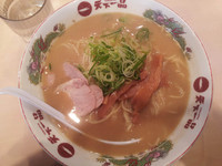 「中華そばこってり（大）」@天下一品 池袋西口店の写真