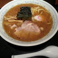 「らーめん」@三ツ矢堂製麺 川越店の写真