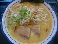 「味噌中華￥730＋チャーシュー（チラシ持参でサービス）」@つけめん番長 銀の写真