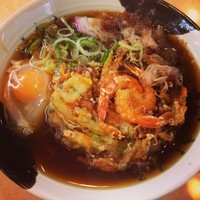 「かき揚げ玉子入りきしめん（￥550）」@名代きしめん 住よし JR名古屋駅10・11番ホーム店の写真