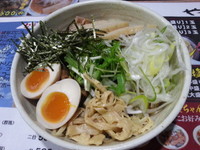 「油そば(肉と麺増し・ちょい盛300g)800円」@麺匠 やまちャんの写真