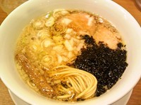 「背脂中華そば」@麺屋 鶴若の写真