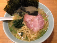 「ラーメン（並盛）」@豚骨醤油らーめん 浅草隊の写真