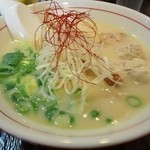 「鶏そば　６８０円」@麺屋 社中の写真