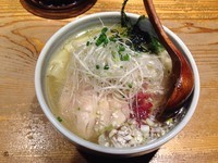 「梅鶏塩らー麺」@横濱元町 本丸亭 横浜店の写真