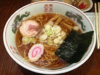 「支那そば 600円」@支那そば屋 ぴーちゃんの写真