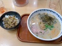「高菜ラーメン、赤麺、替え玉W」@西海製麺所 稲城若葉台店の写真