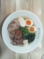 「特製塩煮干ソバ」@ソラノイロ salt & mushroomの写真