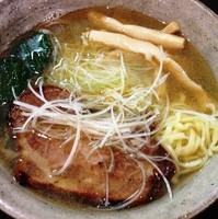 「純塩らぁ麺」@麺らいけんの写真