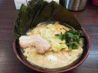「味噌ラーメン　海苔　小ライス」@横浜家系ラーメン 大黒家の写真