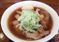 「チャーシューメン800円+味玉100円」@麺 一直の写真